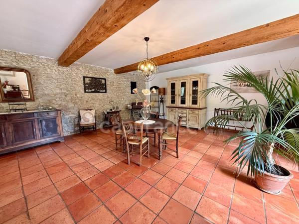 Maison de Maitre  à vendre 9 pièces CARCASSONNE (11)  sur 233m2 habitables , 5 chambres, garage, piscine terrain 1100m2
