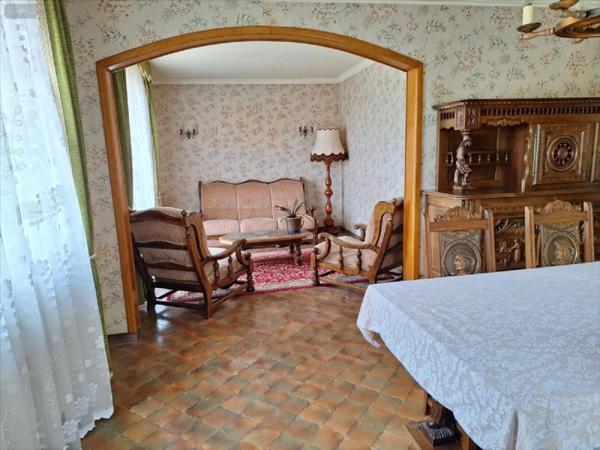 Maison à vendre à Ernée en Mayenne (53500), ref : 53077-1054077