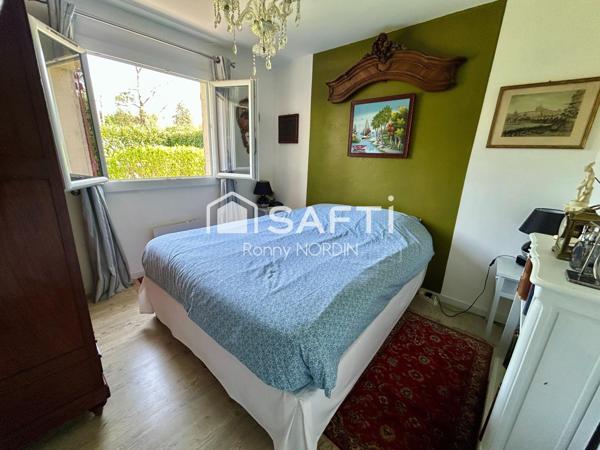 Maison de plain-pied 145 m2 - 4 chambres - Piscine