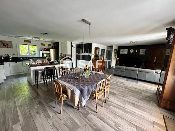 Maison de plain-pied 145 m2 - 4 chambres - Piscine