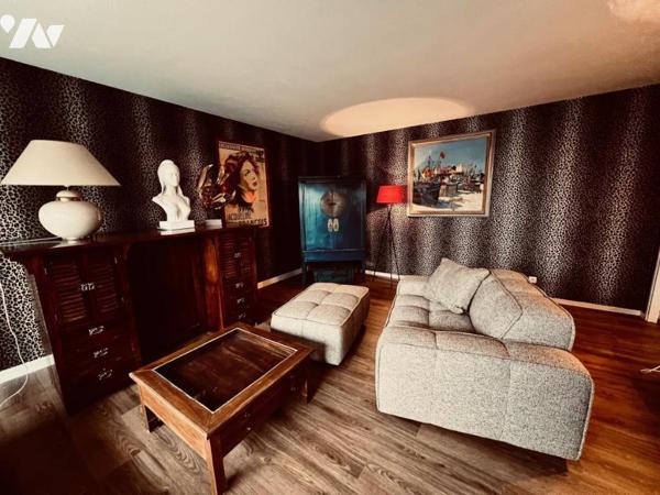 BOIS GUILLAUME Appartement F3 avec balcon - Dernier étage avec ascenseur - Garage et parking couvert