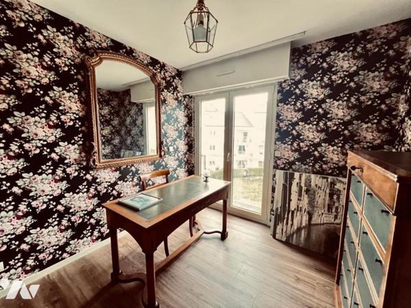 BOIS GUILLAUME Appartement F3 avec balcon - Dernier étage avec ascenseur - Garage et parking couvert