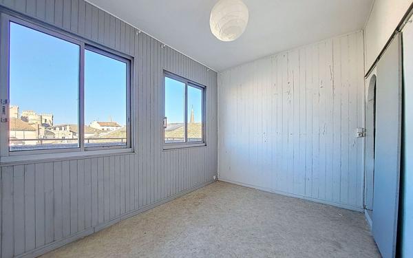 Appartement à vendre    2 pièces • 33 m2 Avignon