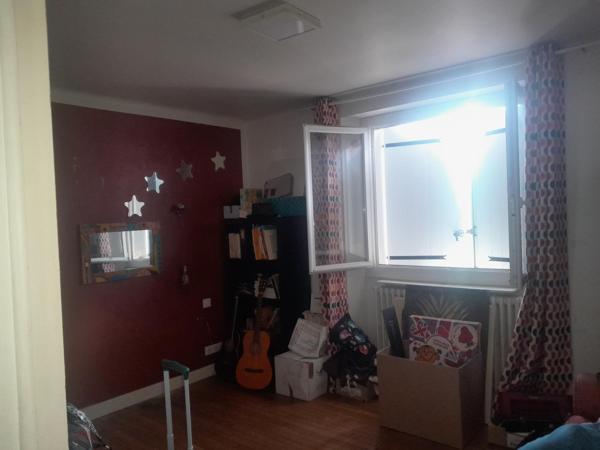 BATI DE QUALITE AVEC RENOVATIONS RECENTES
