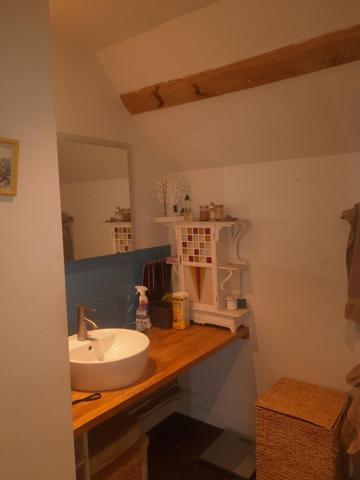 BATI DE QUALITE AVEC RENOVATIONS RECENTES