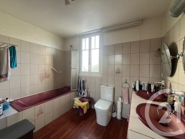 Maison à vendre  5 pièces - 105,59 m2 CHATELLERAULT - 86