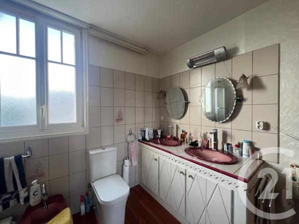 Maison à vendre  5 pièces - 105,59 m2 CHATELLERAULT - 86