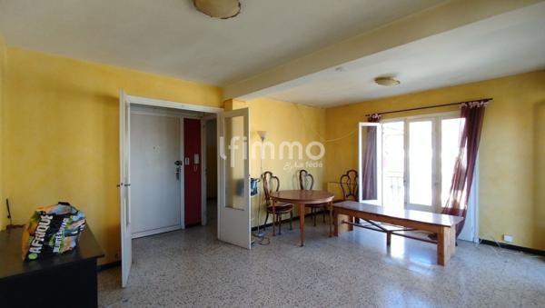 Appartement T4 de 72 m2 et garage - Perpignan Saint Gaudérique