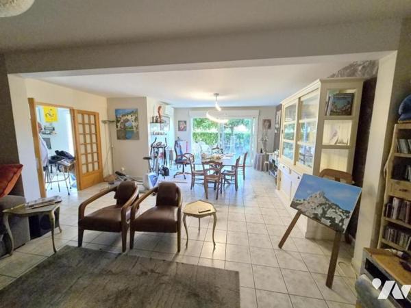 Appartement de 116m2 avec jardin et garage 