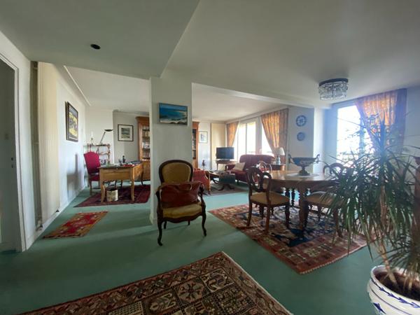 APPARTEMENT T5 GARAGE FERME A VENDRE BREST ST-MARC