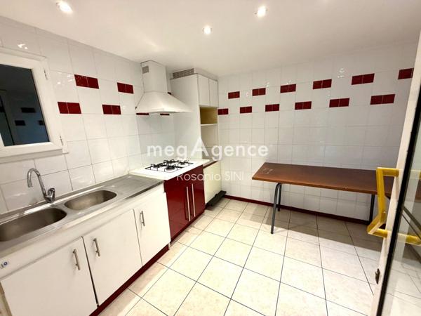 Local Commercial à SABLES D OLONNE, 85180 - 5 pièces