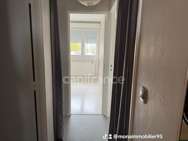 Appartement 4 pièces lumineux/3 chambres/ 80m2/parking et cave -EAUBONNE (95160)