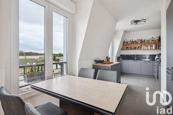 Appartement 4 pièces de 87 m² à Clamart (92140)