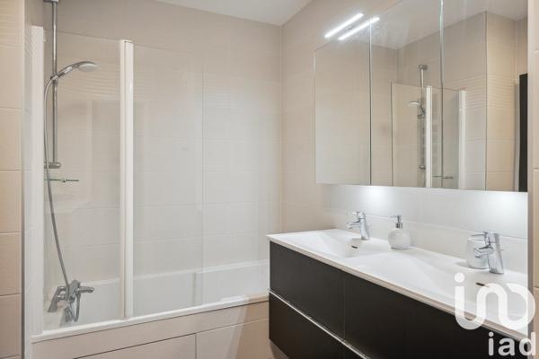 Appartement 4 pièces de 87 m² à Clamart (92140)