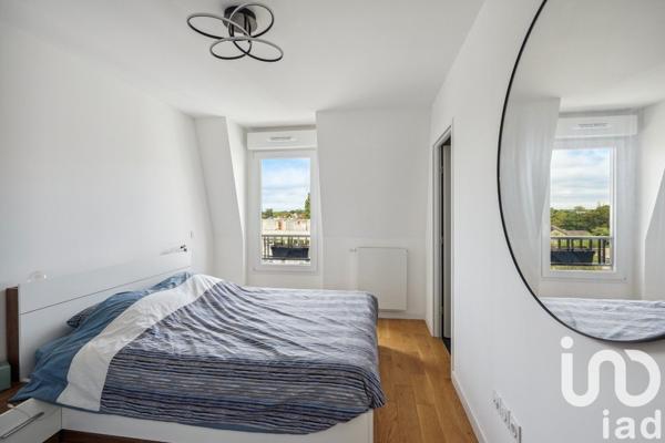 Appartement 4 pièces de 87 m² à Clamart (92140)