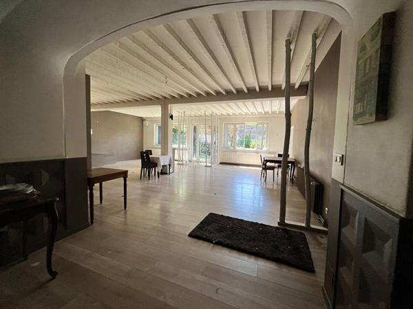 Exclusivité ERA IMMOBILIER -ensemble immobilier à rénover sur Maringues