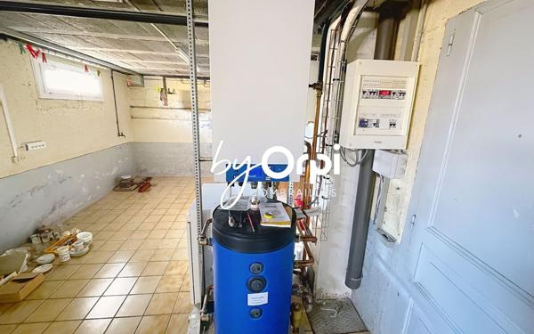 Maison à vendre    5 pièces •  Lavault-Sainte-Anne