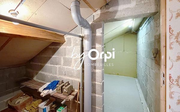 Maison à vendre    5 pièces •  Lavault-Sainte-Anne