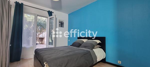 Maison
         5 pièces
        - 140 m² Bien prestige 530 000 € *