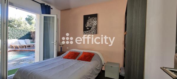 Maison
         5 pièces
        - 140 m² Bien prestige 530 000 € *