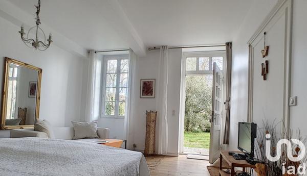 Maison à vendre 15 pièces 540 m² Lesparre-Médoc