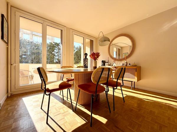 Appartement
         3 pièces
        - 70 m² Exclusivité 259 000 € *