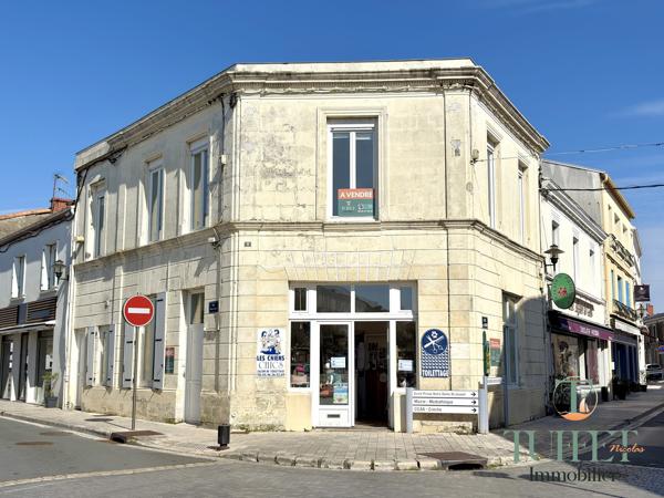 IMMEUBLE HYPER CENTRE-VILLE DE LA TREMBLADE - RAPPORT LOCATIF - INVESTISSEMENT