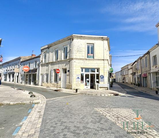 IMMEUBLE HYPER CENTRE-VILLE DE LA TREMBLADE - RAPPORT LOCATIF - INVESTISSEMENT