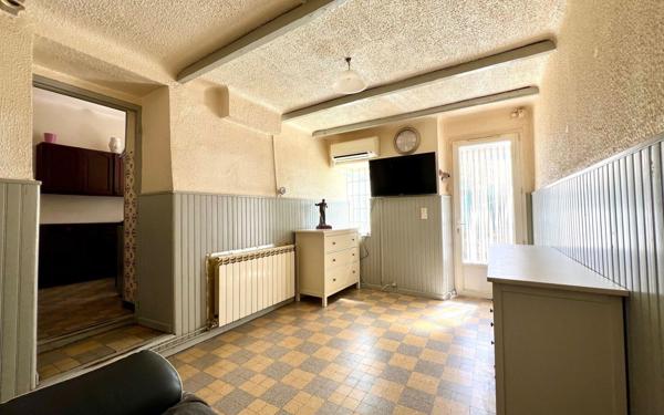 Appartement à vendre    4 pièces • 72 m2 Marseille 11