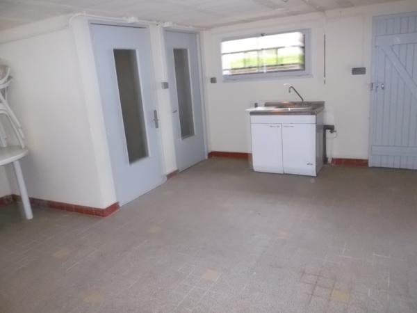 COMMUNE DE BASSUET - MAISON T 5 / SOUS-SOL / JARDIN
