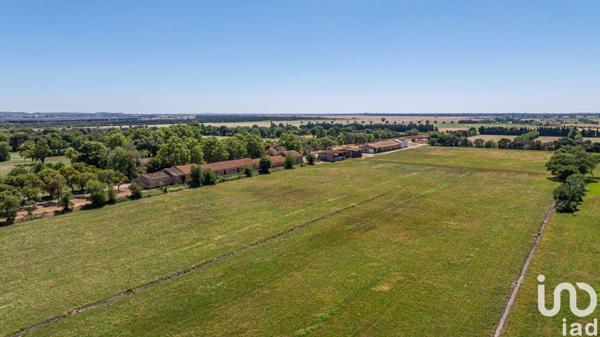 Maison à vendre 15 pièces 4 000 m² Salon-de-Provence