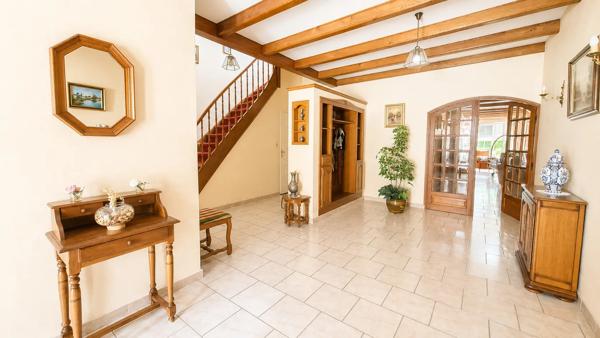 Maison à vendre 7 pièces 210m² Lens (62300)