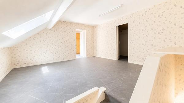 Maison à vendre 7 pièces 210m² Lens (62300)