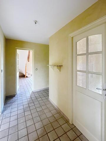 À 3 km du centre de Louhans, maison familiale