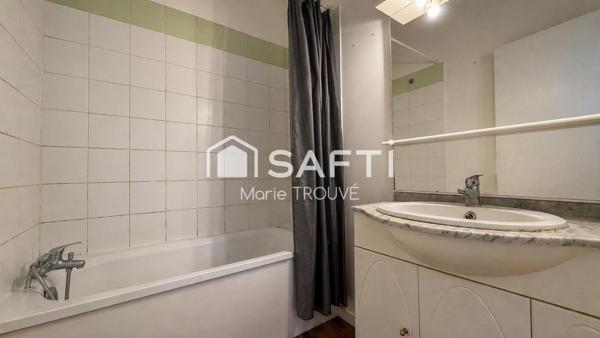 Appartement T3 en dernier étage au coeur du quartier Saint Paul
