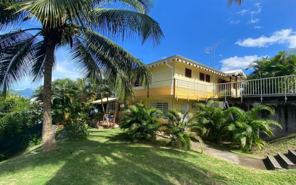 Maison à vendre    6 pièces • 172 m2 Les Trois-Îlets