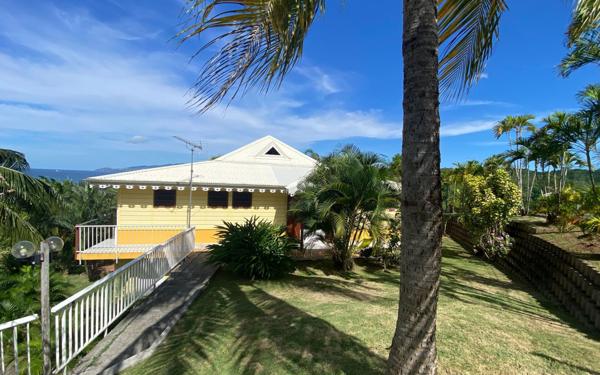 Maison à vendre    6 pièces • 172 m2 Les Trois-Îlets