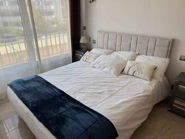 Vente                                                      Appartement
                        
                     4 pièces                      110 m2                     à Calvi
