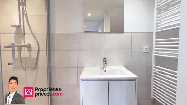 THIZY-LES-BOURG (69240) Immeuble de rapport , 5 appartements, garage et terrain 760m²