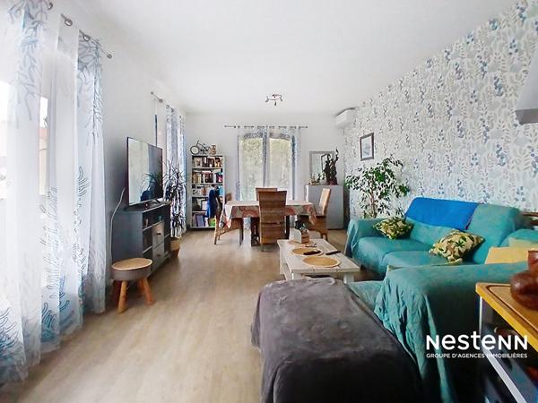 Appartement a vendre a Saint Genis Des Fontaines 4 pieces 104 m2 avec terrasse, jardin et parking