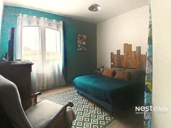 Appartement a vendre a Saint Genis Des Fontaines 4 pieces 104 m2 avec terrasse, jardin et parking