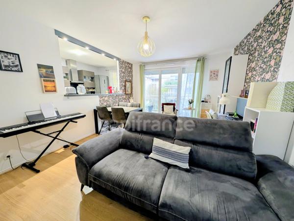 Appartement 3 pièces lumineux – 70 m² – Résidence récente (2006) - proche centre-ville