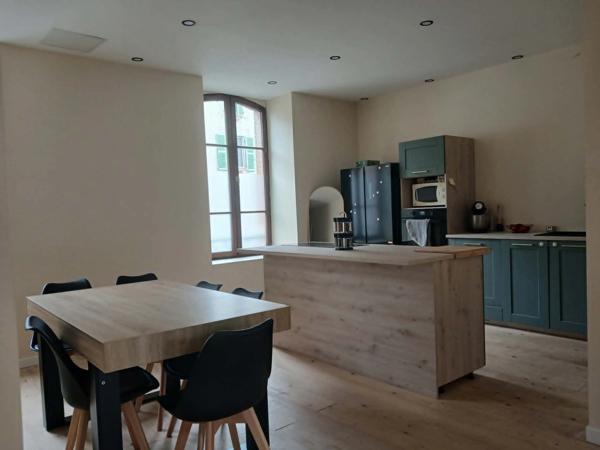 Bellevue – Thiers | Maison de caractère avec 1 200 m² de terrain et fort potentiel