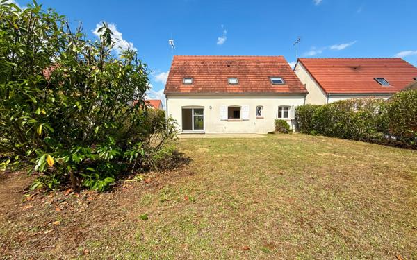 Maison à vendre    5 pièces • 134 m2 Saint-Cyr-en-Val