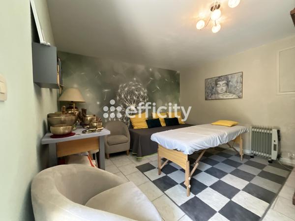 Maison
         8 pièces
        - 178 m² 650 000 € *