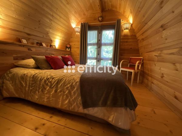 Maison
         8 pièces
        - 178 m² 650 000 € *