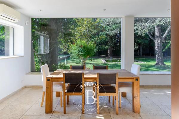 Ollioules, Maison  360 m² à vendre
