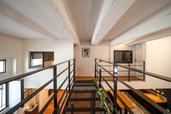 Montpellier (34000) Ancien atelier d'imprimerie de 106m2 transformé en Loft avec terrasse