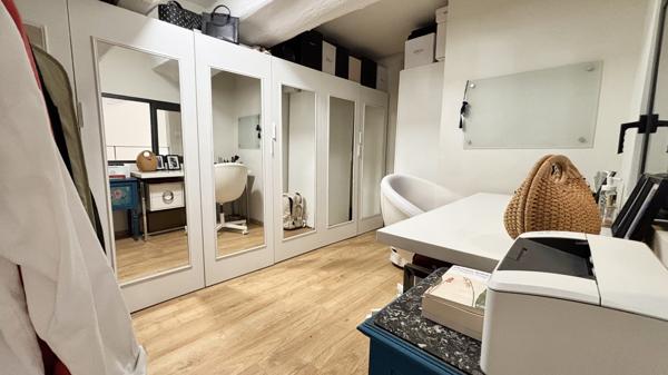 Montpellier (34000) Ancien atelier d'imprimerie de 106m2 transformé en Loft avec terrasse