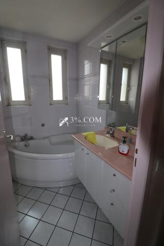 Maison 6 pièce(s) 5 chambre(s) 136 m²